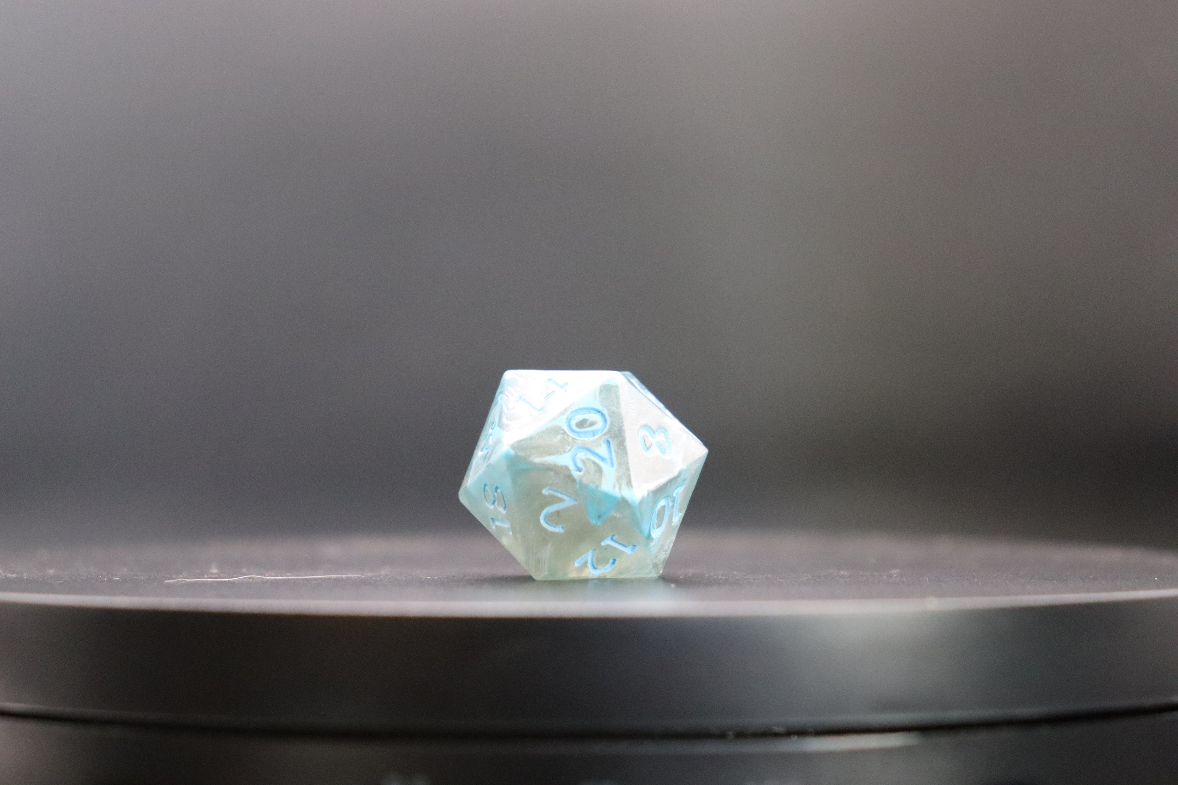 Frostvein Obsidian Dice